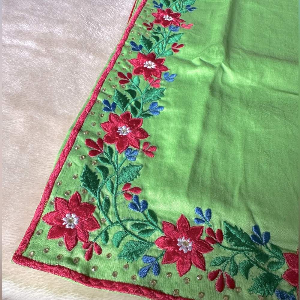 Salwar suit - Picture 2 of 4